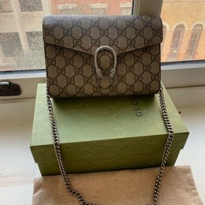 BRAND NEW Gucci Monogram Dionysus Supreme Chain Wallet